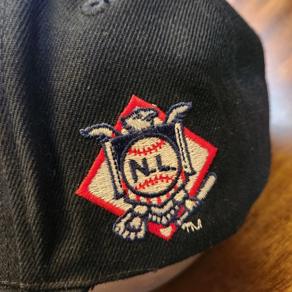 Vintage LA Dodgers Hat Men Strapback Adjustable One Size Wool 90s Gross Cap NL‎